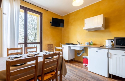 Cortemilia Apartment | Beautiful apartment for 6 people with pool, WIFI, TV, terrace and pets allowed