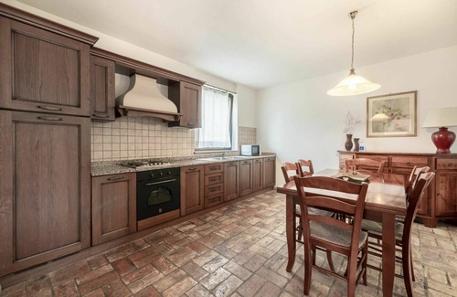 Povoletto House | Beautiful apartment in villa for 4 guests with WIFI, A/C, pool, TV, terrace and pets allowed