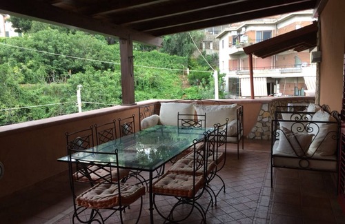 San Lucido House | Beautiful apartment with large terrace 100 meters from the center of the village