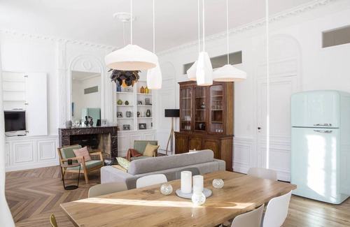 Bordeaux Golden Triangle Apartment | Beautiful apartment, luxuriously restorated