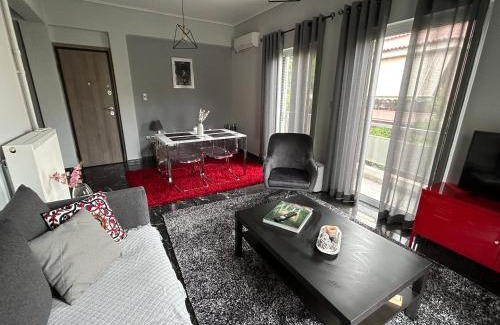 Irakleio Apartment | Beautiful apartment next to metro station