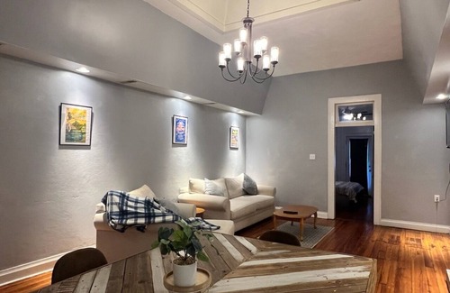 West Columbia House | Beautiful apartment. River view. Full kitchen. Downtown pomeroy.