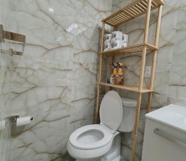 Bushwick Apartment | Beautiful Apartment shared with the Host in the Heart of Bushwick