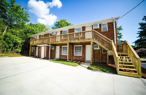 Greensboro Apartment | Beautiful Apartment in Historic Downtown Area!