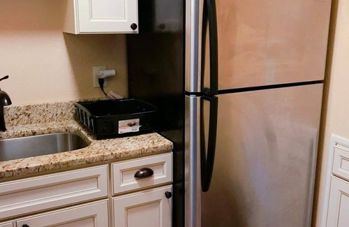 Downtown Greensboro Apartment | Beautiful apartment in Historical Downtown Location.
