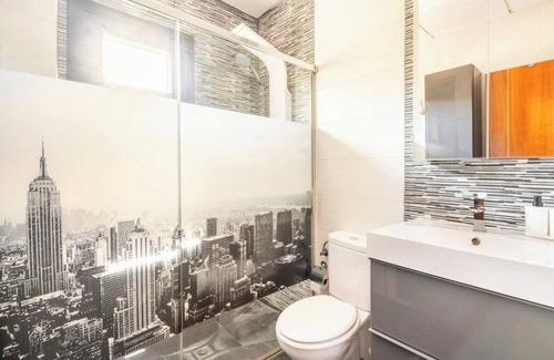 Parque Alcosa Apartment | Beautiful apartment with pool and free parking