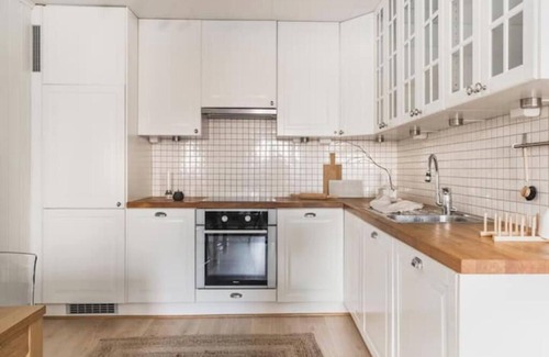 Arstad Apartment | Beautiful apartment with large terrace and parking
