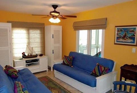Contadora Island Apartment | Beautiful Apartment with Terrace