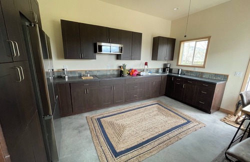 Fields Apartment | Beautiful apartment with warm springs overlooking Alvord Desert and Steens Mt.
