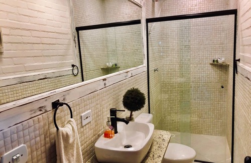 Maresias Ski Chalet | Beautiful Areias chalet 100 m from Maresias beach.