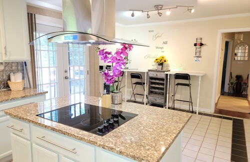Atlanta House | Beautiful Atlanta Georgia 3bd Ranch 11Mins HartsField Jackson! 15mins Downtown
