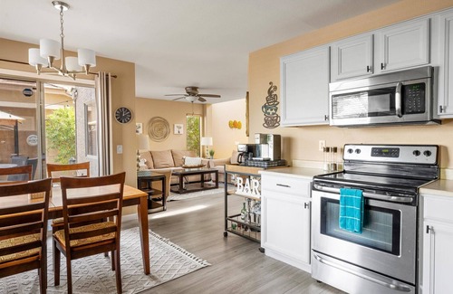 Canyon Trails House | Beautiful Backyard w/Heated Pool | Golf Nearby