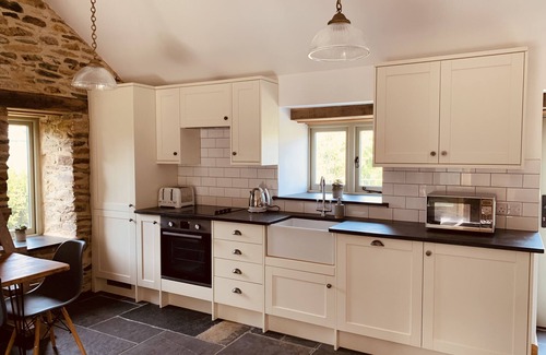 Morwellham House | Beautiful Barn on farm in Tamar Valley, Devon. EV charging included