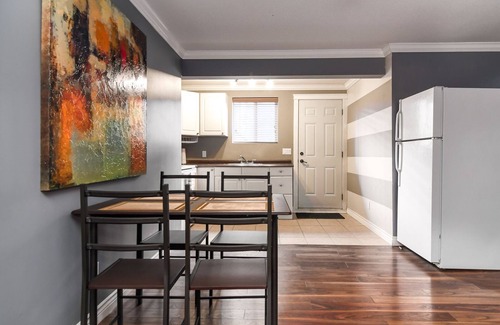 Maple Ridge House | Beautiful basement suite in Executive Home