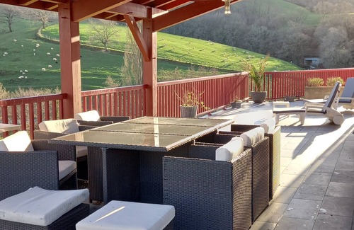 Armendarits House | Beautiful Basque house between sea and mountains