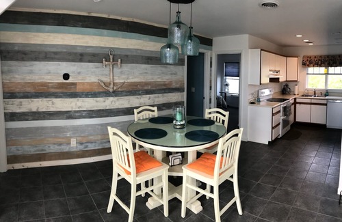 Betterton Condo | BEAUTIFUL BAY FRONT VIEW