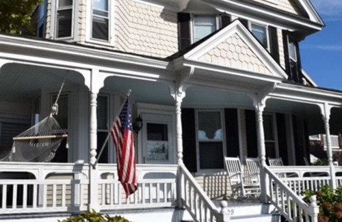 Osbornsville House | Beautiful Bay Head Spring/Summer Getaway with Private Pool one block from Ocean