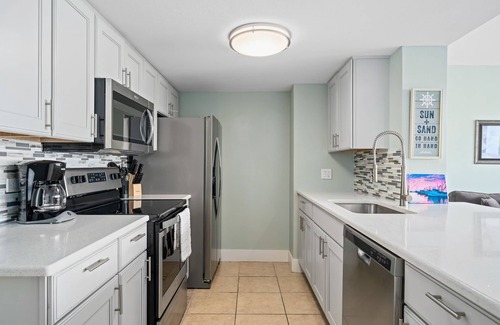 Rockport Condo | Beautiful Bay View | Lighted Pier, Pool Access