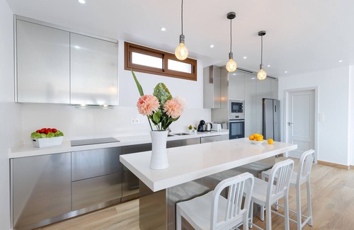 Finestrat Villa | Beautiful Bay Views by Fidalsa
