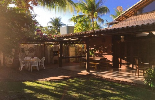 Vilas do Atlantico House | Beautiful beach house: barbecue, sun deck, air cond., 3 suites. Cond. closed