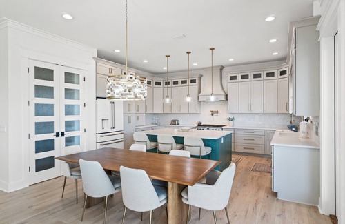 East End House | Beautiful Beach Views, Private Pool, Pet Friendly, East End