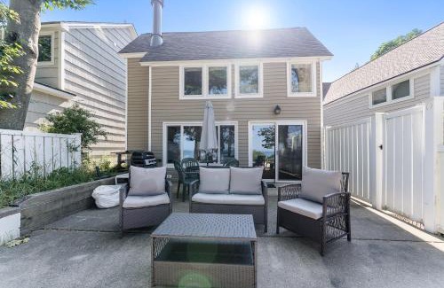 Grand Haven House | Beautiful Beach Cottage across from Park