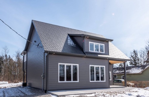 Dunnville House | Beautiful beach house with everything you'd ever need to just show up and relax.