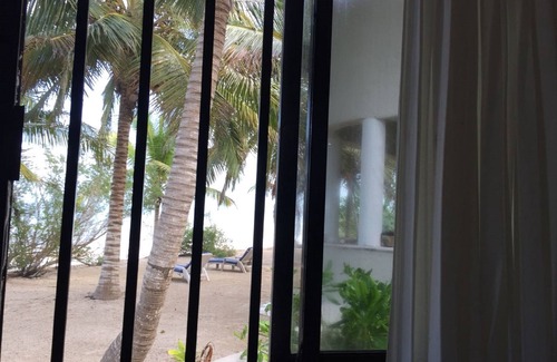 Telchac Puerto House | BeaUtiFul Beach FroNt HoUse ,THE BEST, nSep, Oct, Nov a free nigth for each week