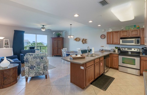 Fort Walton Beach - Destin Condo | Beautiful Beach View Condo! 1 Bedroom, Bunk room and 2 bath