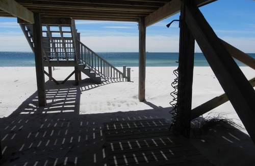 Surf Side Shores House | BEAUTIFUL BEACHFRONT PROPERTY!nBOOK YOUR RELAXING GETAWAY AT PALMETTO DUNES! n
