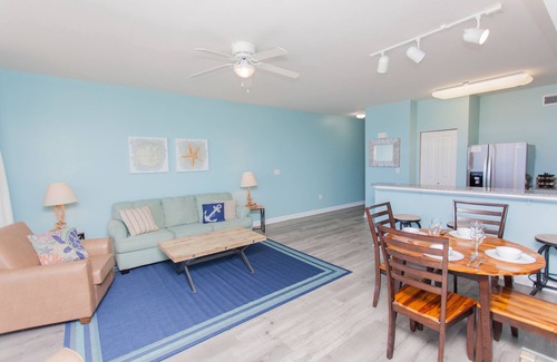Panama City Beach Condo | Beautiful Beachfront 2nd Floor Condo w/Direct Ocean Views Panama City Beach, FL