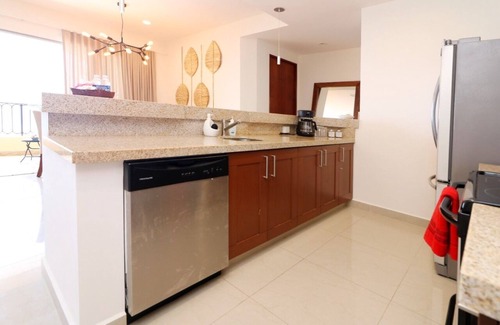 Marina Mazatlan Apartment | Beautiful beachfront condo at Gavias Grand in Mazatlán Mexico