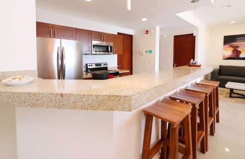 Marina Mazatlan Apartment | Beautiful beachfront condo at Gavias Grand in Mazatlán Mexico