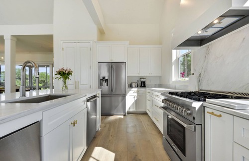 Waveland House | Beautiful Beachfront Home! Enjoy the Best of Waveland and Bay St Louis
