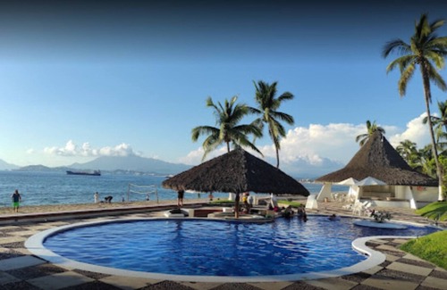 Manzanillo Condo | Beautiful beachfront 2BR 2BA condo w/pool, patio & sunsets!