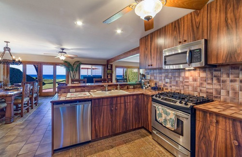 Pupukea House | Beautiful "Beachfront" House on the Beach at Sunset Beach Paradise on the Beach