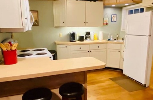 Confluence Apartment | Beautiful Bear Paw Cabin