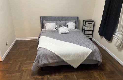 Park Hill House | Beautiful Bedroom