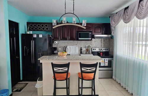 Bejuco Condo | Beautiful Bejuco Beach House Just South of Jaco; Walk to Beach & Pools