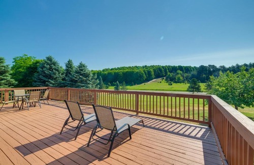 Bellaire House | Beautiful Bellaire Home with Amenities, 4 Mi to Lake