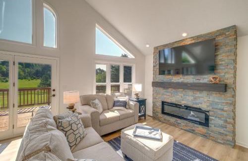 Bellaire House | Beautiful Bellaire Home with Amenities, 4 Mi to Lake