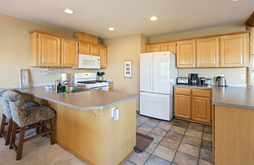 Boyd Acres House | Beautiful Bend Townhouse - Country Feeling Right in Town!