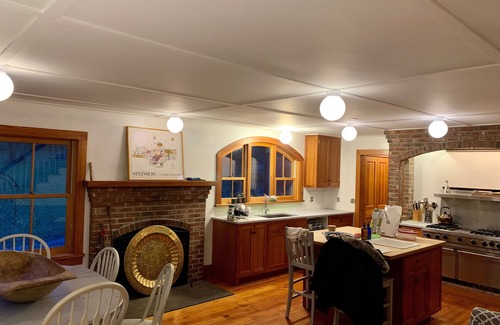 Alford House | Beautiful Berkshire Farm House on 160+ Acres