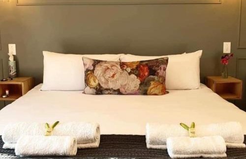 Beaufort West Bed & Breakfast | Beautiful Betty Guesthouse