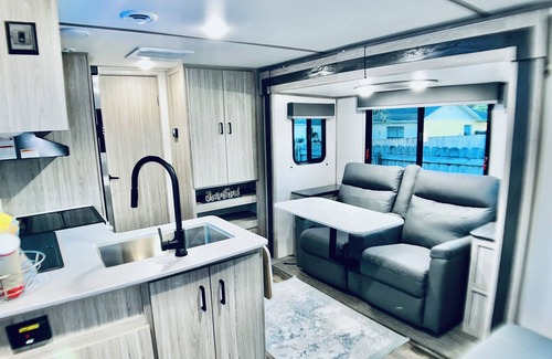 Altamonte Springs House | Beautiful Brand New Rv in Altamonte Spring