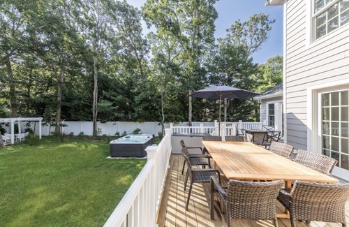 Clearwater Beach House | Beautiful brand new 4 bedroom 3 bath home in East Hampton's Clearwater Beach.