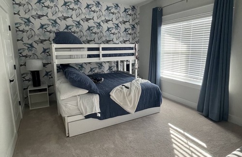 Mount Pleasant House | Beautiful Brand New Southern Style 5 Bedroom - 5 min from IOP beach!