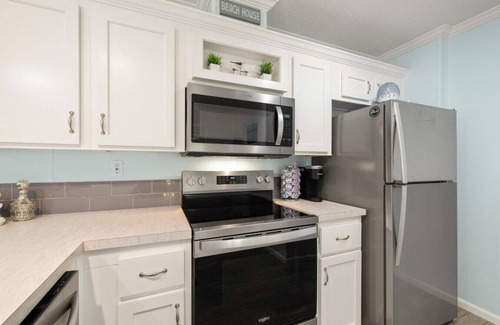 Cedar Key House | Beautiful Breezy Banyan