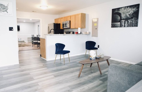 Wilmington House | Beautiful Brick-Wall House in Historic Newcastle