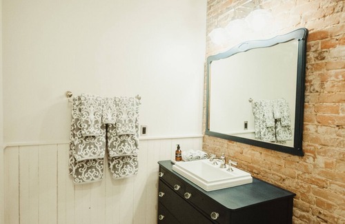 Newaygo Apartment | Beautiful Brick Walled 2 bed/1bath Loft in Historic Building